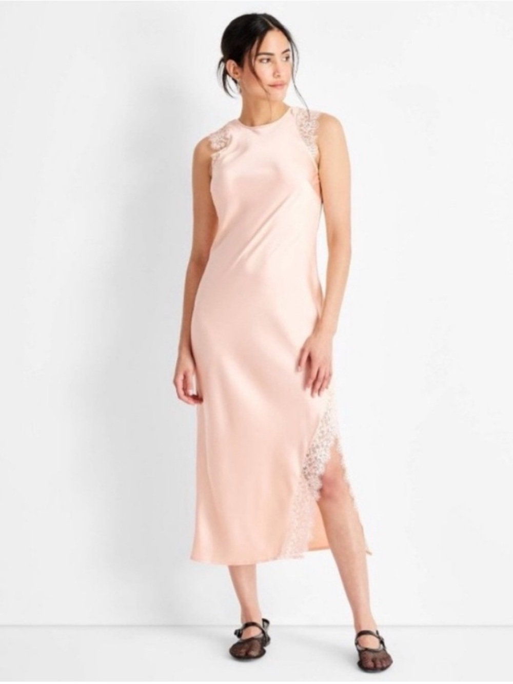 Sleeveless Lace-Trim Maxi Dress in Blush xxl